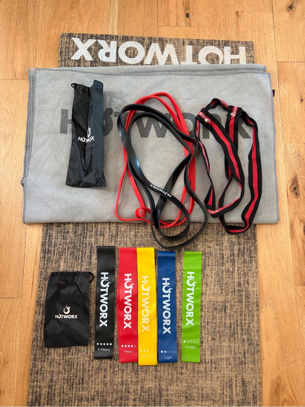 Hotworx Equipment Set- mat, towel, 2 sets resistance bands and carry strap